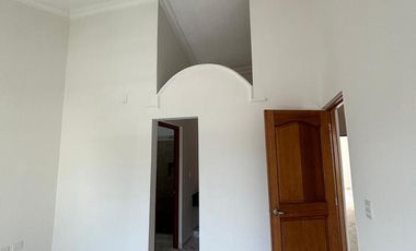 Casa en VENTA - Residencial La Joya