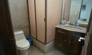 Amplia Casa en Venta Colonia Primavera, Ags.