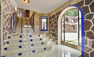 Venta hermosa residencia en Xochimilco, Cdmx
