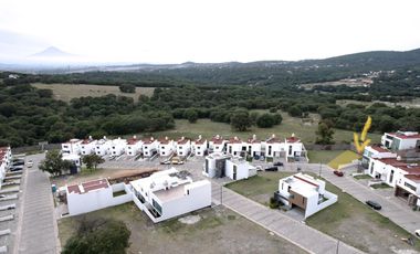 Terreno en  venta en Fraccionamiento Aristha, Haras del Bosque.