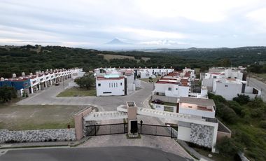 Terreno en  venta en Fraccionamiento Aristha, Haras del Bosque.