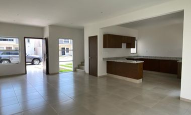 VISTALTA RESIDENCIAL, Casa en VENTA con jardin y seguridad, en Boca del Rio