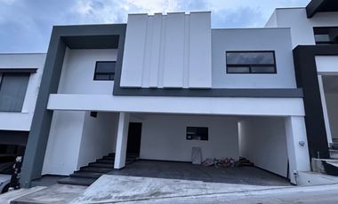 Casa en  Venta en Castaños del Vergel, Monterrey NL