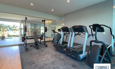 PH de lujo en 2 pisos con EXCELENTE vista, 4 recámaras y 4 autos.