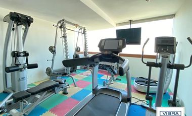 PH de lujo en 2 pisos con EXCELENTE vista, 4 recámaras y 4 autos.