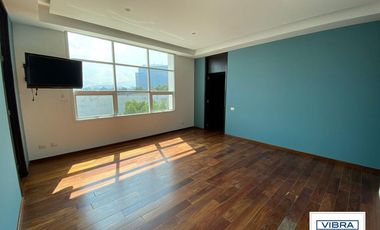 PH de lujo con increíble roof privado a la venta. (550 m2)