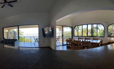 CASA EN VENTA  EN TEQUES FRENTE AL LAGO