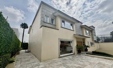 CASA EN VENTA EN BOSQUES DE LAS LOMAS, CIUDAD DE MEXICO