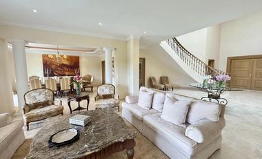 CASA EN VENTA EN BOSQUES DE LAS LOMAS, CIUDAD DE MEXICO