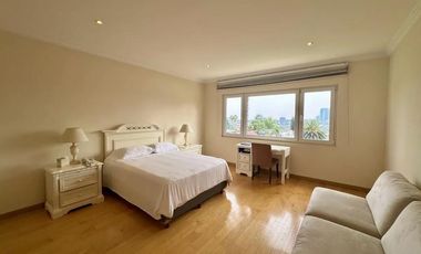 CASA EN VENTA EN BOSQUES DE LAS LOMAS, CIUDAD DE MEXICO