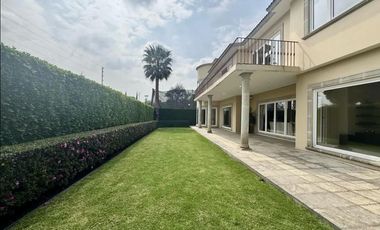 CASA EN VENTA EN BOSQUES DE LAS LOMAS, CIUDAD DE MEXICO