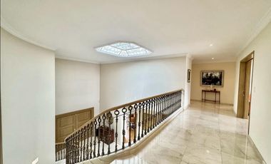 CASA EN VENTA EN BOSQUES DE LAS LOMAS, CIUDAD DE MEXICO