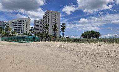 VENTA | Terreno Turistico / Hotelero / Habitacional de 20,120 m2, Zona Hotelera I, Ixtapa