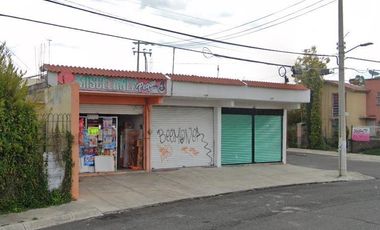 LOCAL  EN  VENTA, ESQUINA CON LOCALES EN  PASEOS DE SAN JUAN,  ZUMPANGO SUP. 255 MTS