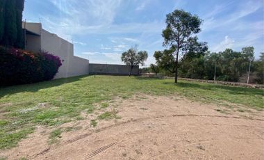 Venta de terreno en Residencial Misión de San José