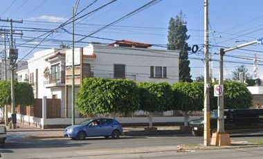 FUNERARIA, CASONA COL. DEL VALLE SAN LUIS POTOSI 1,320 MTS