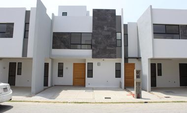 Casa en VENTA Parque Santorini Lomas de Angelópolis Cholula.