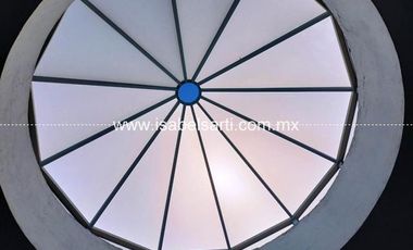 Edificio Comercial en  VENTA EN AV 5 DE FEBRERO