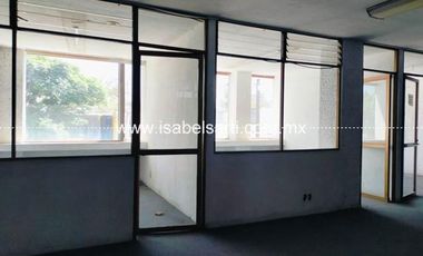 Edificio Comercial en  VENTA EN AV 5 DE FEBRERO