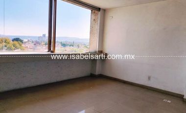 Edificio Comercial en  VENTA EN AV 5 DE FEBRERO