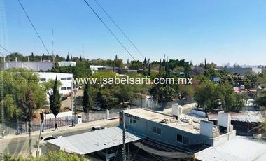 Edificio Comercial en  VENTA EN AV 5 DE FEBRERO