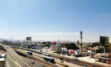 Edificio Comercial en  VENTA EN AV 5 DE FEBRERO