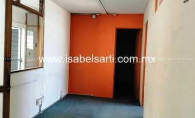 Edificio Comercial en  VENTA EN AV 5 DE FEBRERO