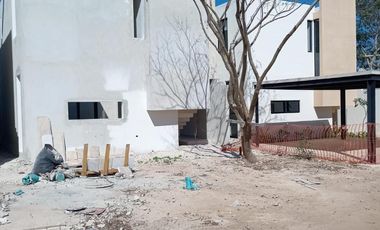 VENTA DE CASAS Y DEPARTAMENTOS EN RESIDENCIAL EMANA