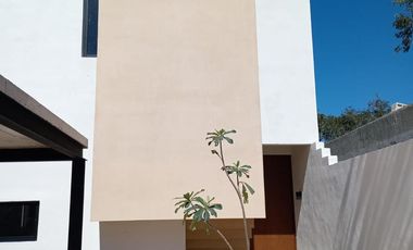 VENTA DE CASAS Y DEPARTAMENTOS EN RESIDENCIAL EMANA