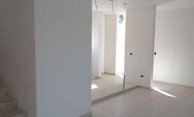 VENTA DE CASAS Y DEPARTAMENTOS EN RESIDENCIAL EMANA