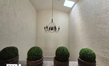 Se vende casa de 5 recamaras en lomas 3ra sección