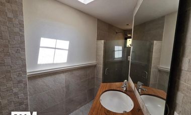 Se vende casa de 5 recamaras en lomas 3ra sección