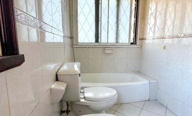 Venta Amplia Casa Miraflores Bajo, Viña del Mar