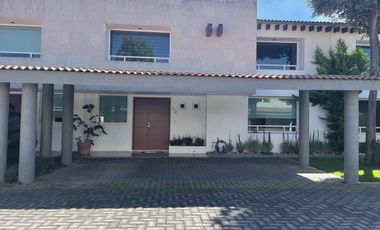 Casa con ampliaciones en Bosque de Encinos