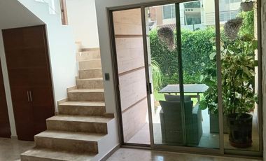 Casa en venta en Fraccionamiento con vigilancia en Jiutepec Morelos