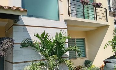 Casa en venta en Fraccionamiento con vigilancia en Jiutepec Morelos