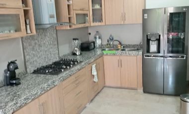 Casa en venta en Fraccionamiento con vigilancia en Jiutepec Morelos