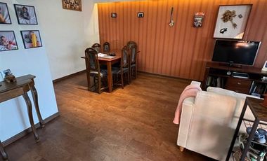 Casa en Venta en Avenida Tobalaba