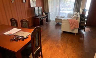 Casa en Venta en Avenida Tobalaba