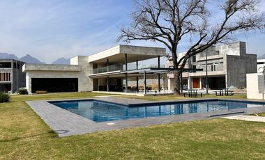 Casa en  Venta en Las Esmeraldas, Monterrey NL