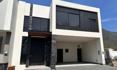 Casa en  Venta en Las Esmeraldas, Monterrey NL