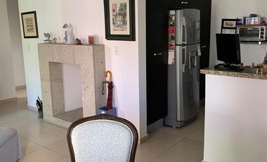 Casa en venta en Cuernavaca, Colonia Tlaltenango, alberca.