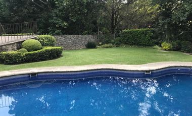 Casa en venta en Cuernavaca, Colonia Tlaltenango, alberca.