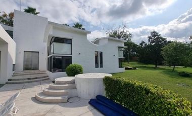 Quinta en venta en  Atlacholoaya Xochitepec Morelos