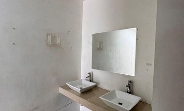 PLAZA COMERCIAL EN VENTA YA RENTADA EN SAN FELIPE EN AVENIDA PRINCIPAL