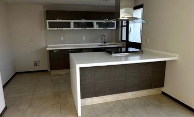 Casa en Venta en  Valle de las Fuentes, Calimaya