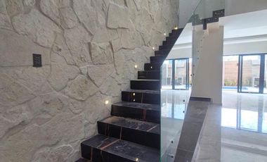 CASA EN PREVENTA EN EL FRACCIONAMIENTO LAS PALMAS GREEN, MEDELLIN, VERACRUZ