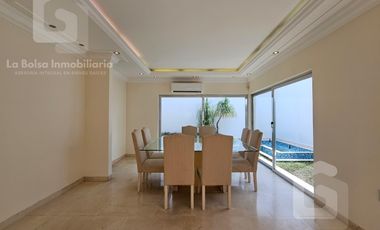 Casa en Venta en Costa de Oro