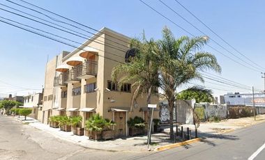 Edificio - Restaurante, en Valle de Aragón, Ecatepec. Sup. 140 m2