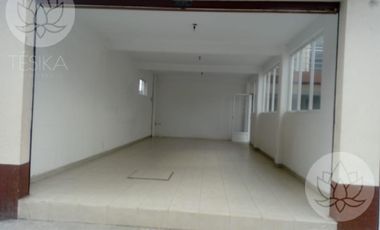 VENTA DE PLAZA COMERCIAL EN METEPEC TOTALMENTE RENTADA, ESTADO DE MÉXICO